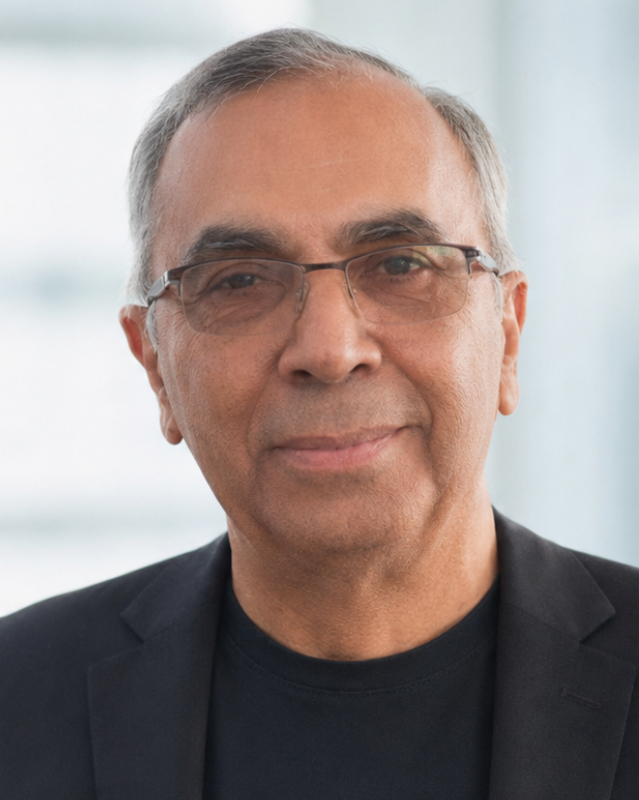 Felipe Ozuna, Lab Director